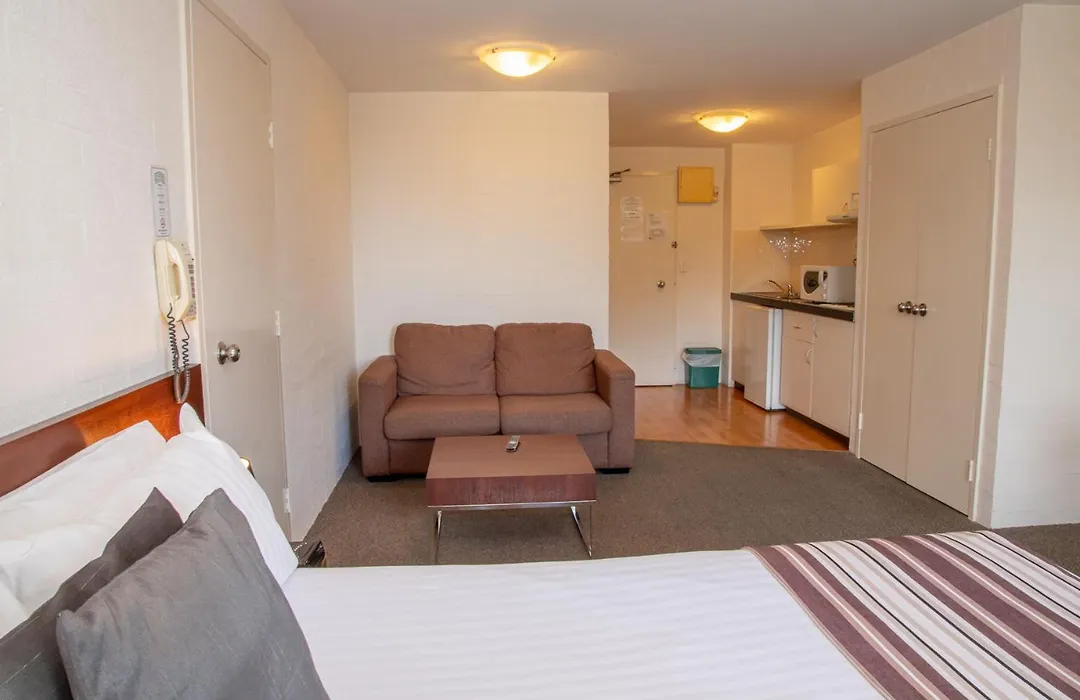 Atrium Hotel Mandurah-1